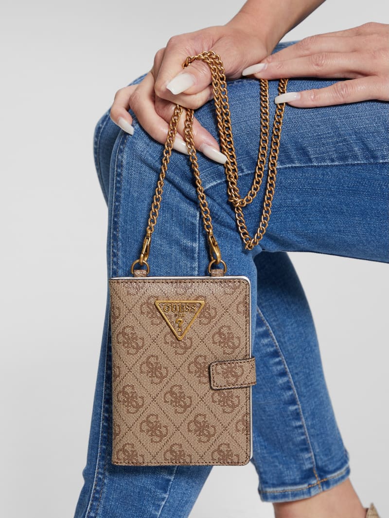 Guess Laurel Chain Passport Case - Latte Logo Guess Laurel Chain Passport Case - Latte Logo