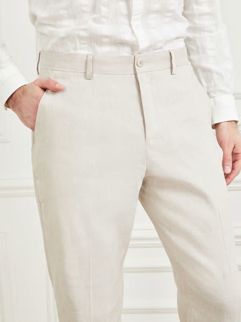 Guess Roger Classic Chino Pants - Stonesand Yd Guess Roger Classic Chino Pants - Stonesand Yd