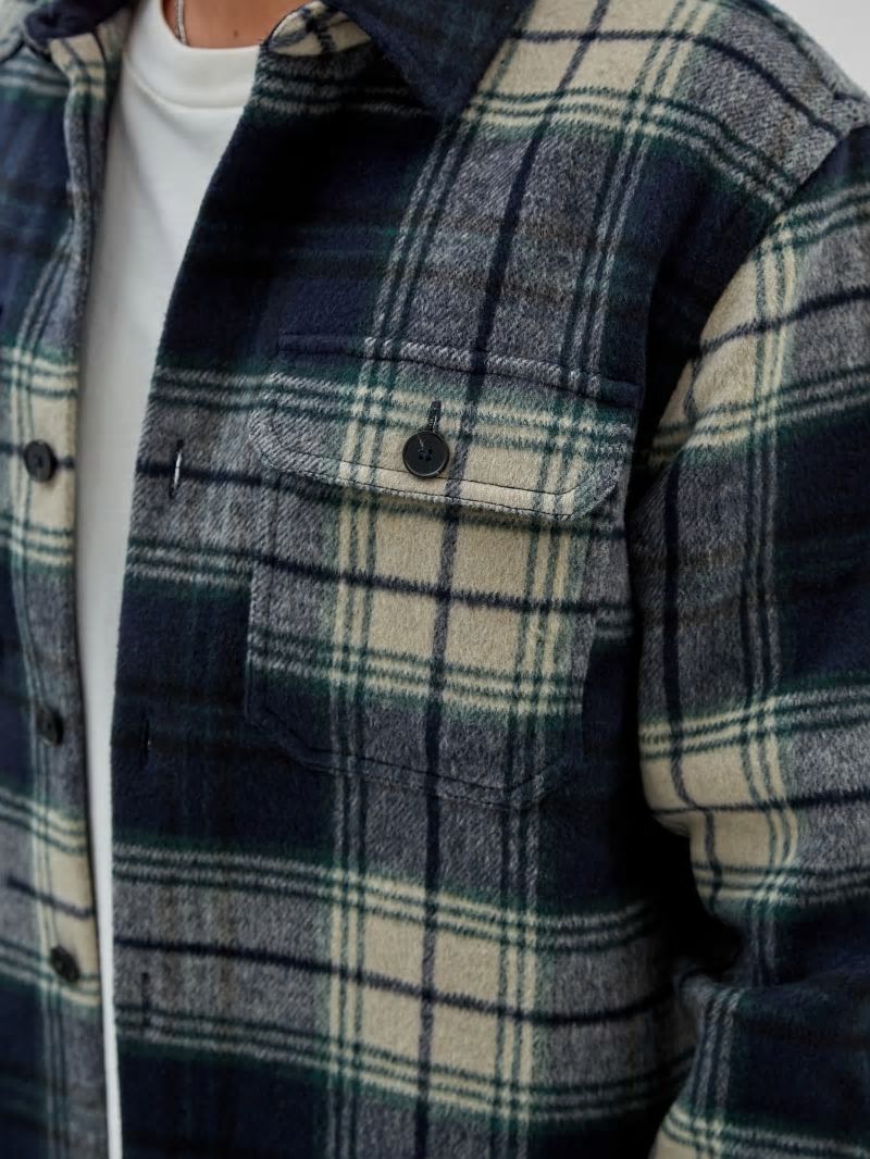 Guess GUESS Originals Plaid Overshirt - Go Navy Plaid Guess GUESS Originals Plaid Overshirt - Go Navy Plaid
