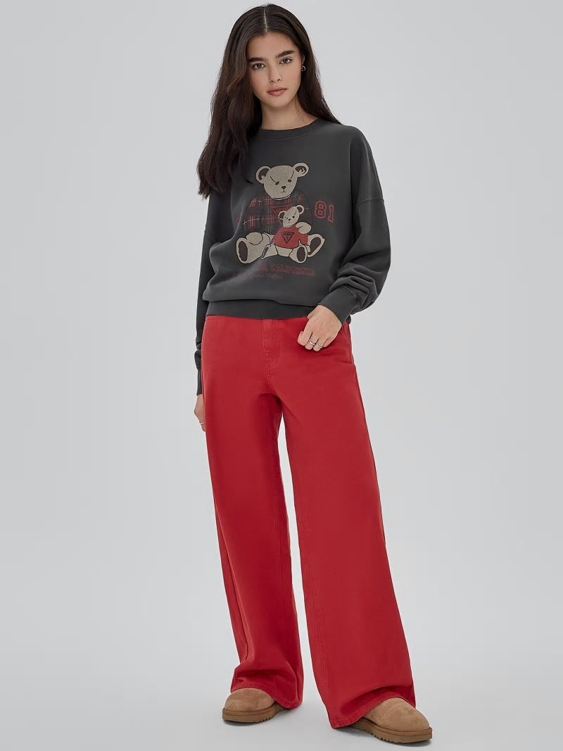 Guess GUESS Originals Bear Oversize Crewneck - Jet Black Multi Guess GUESS Originals Bear Oversize Crewneck - Jet Black Multi