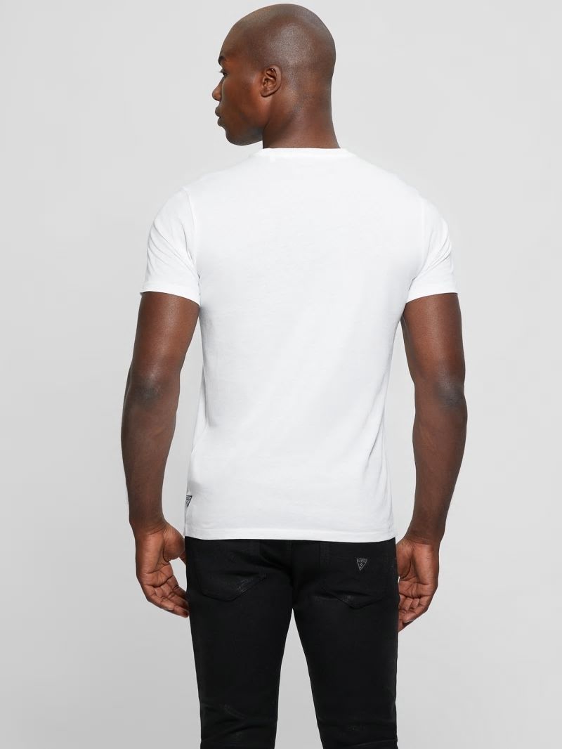 Guess Metallic Signature Tee - Pure White Guess Metallic Signature Tee - Pure White