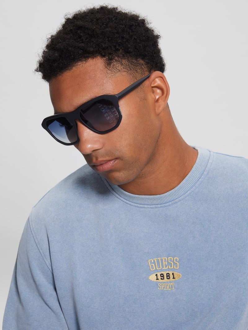 Guess Plastic Navigator Sunglasses - Dark Havana/Gradient Brn Guess Plastic Navigator Sunglasses - Dark Havana/Gradient Brn