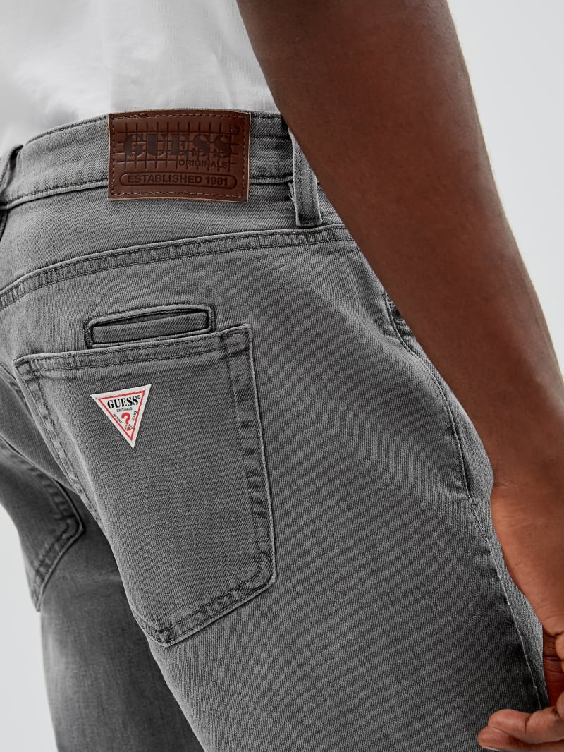Guess GUESS Originals Kit Straight Jeans - Go Grey Pearl Wash Guess GUESS Originals Kit Straight Jeans - Go Grey Pearl Wash