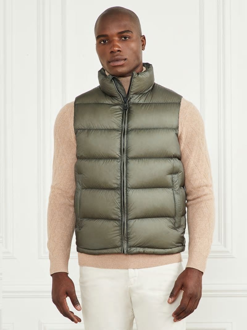 Guess Down Puffer Vest - Hunter Green Guess Down Puffer Vest - Hunter Green