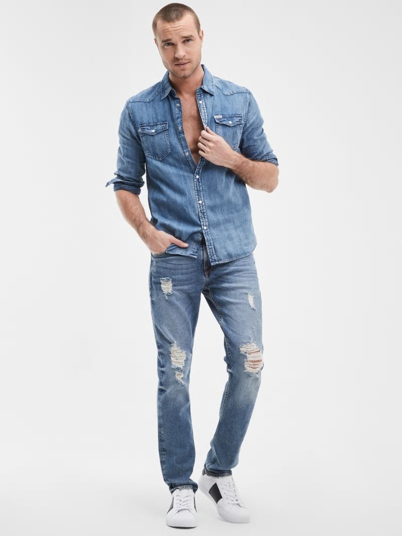 Guess Distressed Tapered Jeans - Light Tide Wash Guess Distressed Tapered Jeans - Light Tide Wash