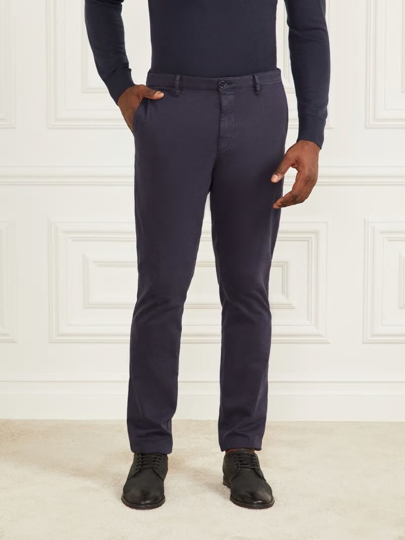 Guess Eco Hugh Easy Chino Pant - Bleu éLéGant Guess Eco Hugh Easy Chino Pant - Bleu éLéGant