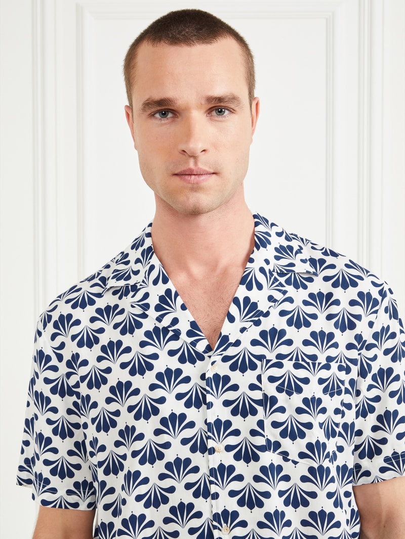 Guess Eco Billy Bowling Shirt - Blue Geoflower Print Guess Eco Billy Bowling Shirt - Blue Geoflower Print