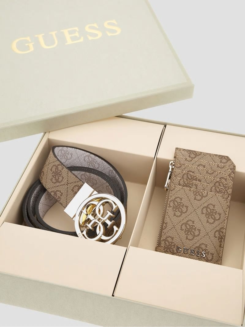 Guess Quattro G Belt and Card Holder Box Set - Latte Logo Guess Quattro G Belt and Card Holder Box Set - Latte Logo