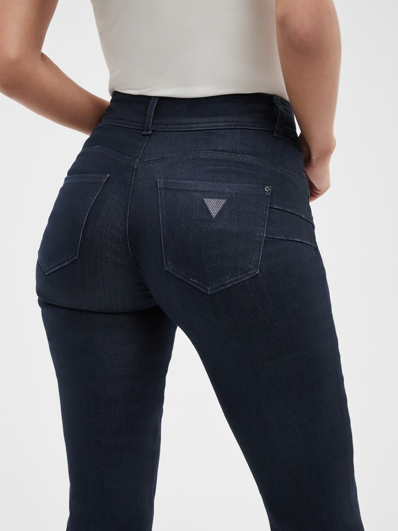 Guess Dyed Shape Up High-Rise Straight Jeans - Warm Moon Guess Dyed Shape Up High-Rise Straight Jeans - Warm Moon